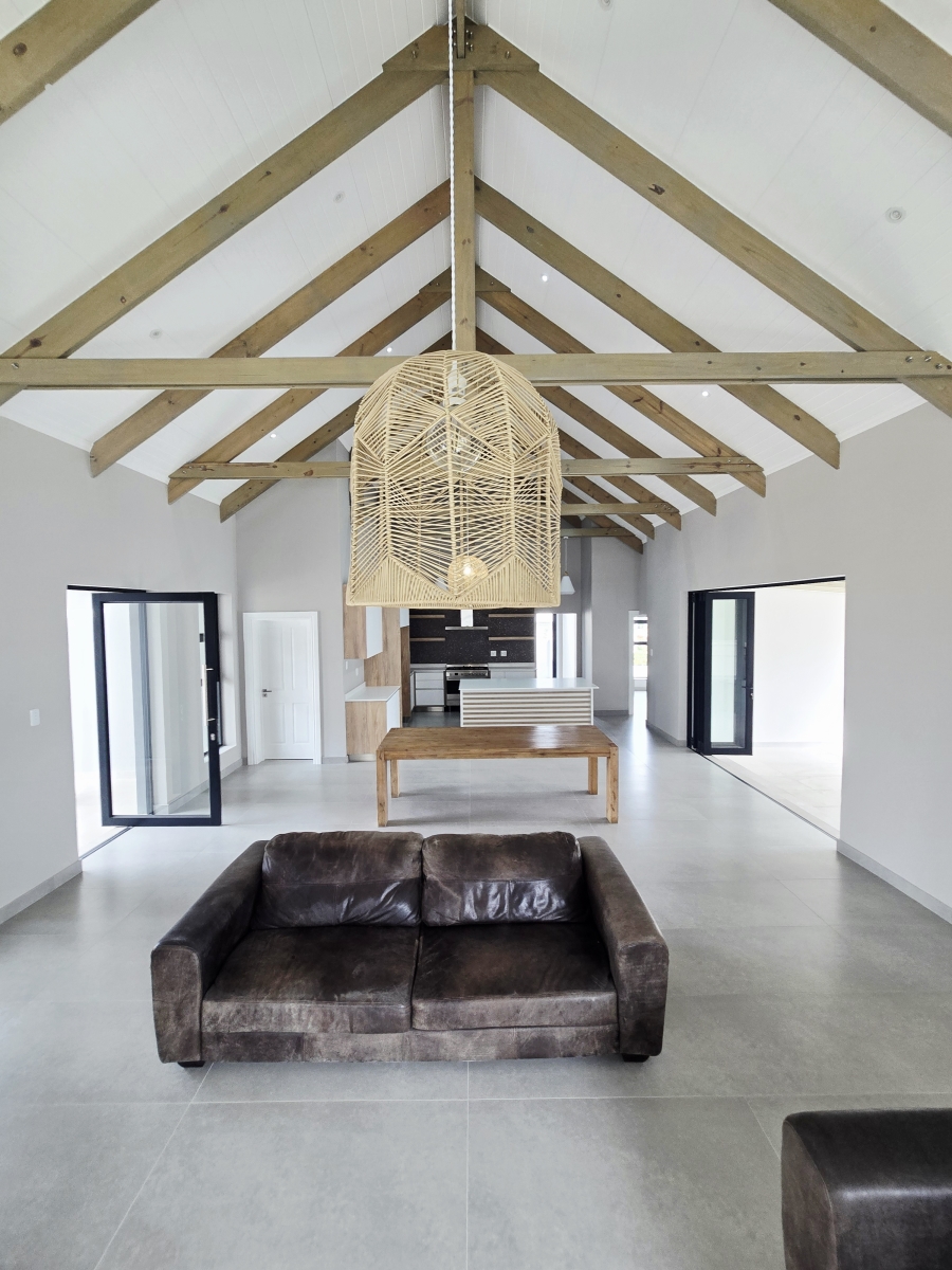 3 Bedroom Property for Sale in Kingswood Golf Estate Western Cape